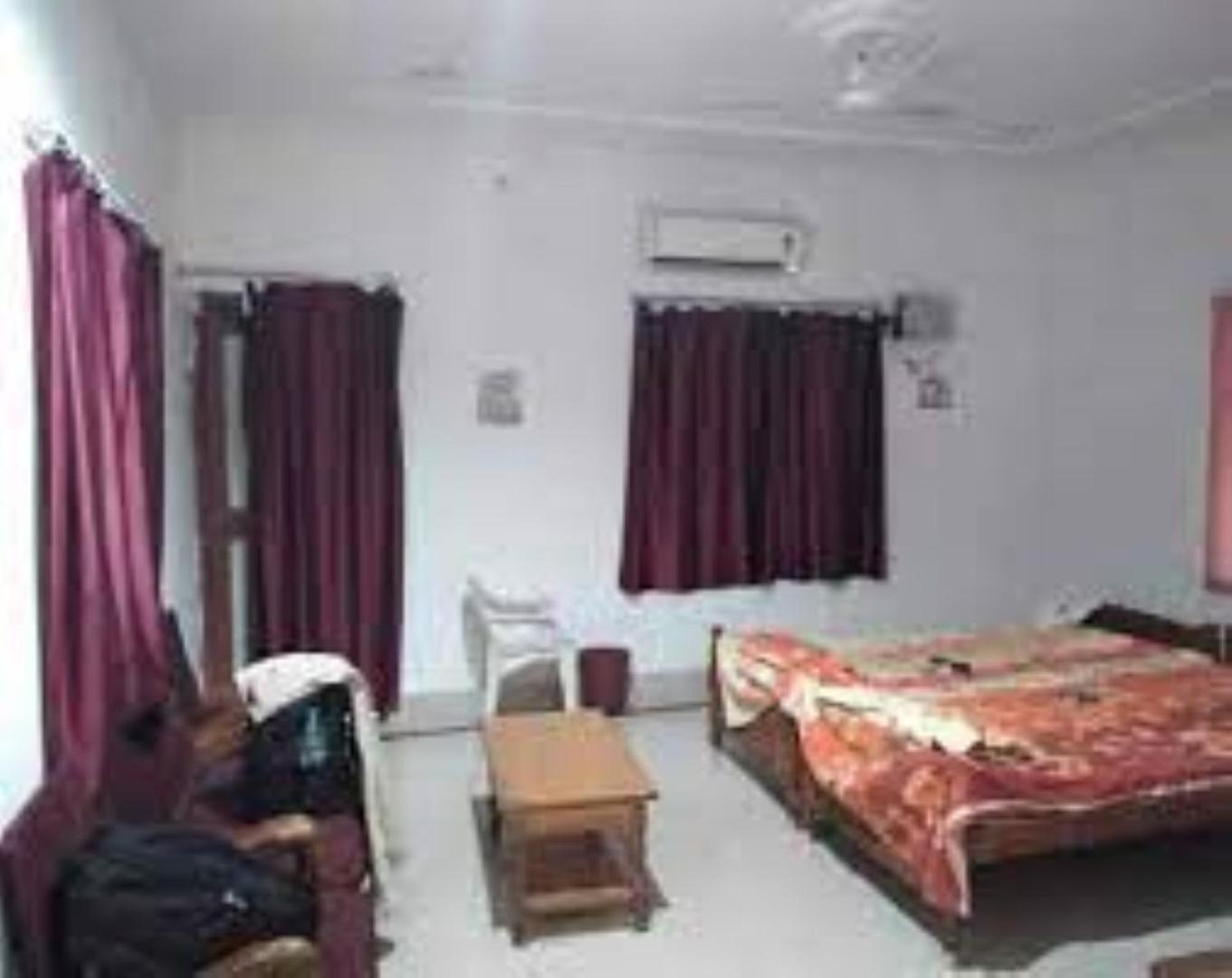 Hotel Circuit House,Cuttack Zewnętrze zdjęcie